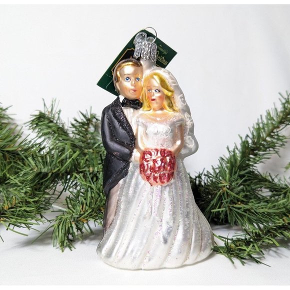 Bridal Couple Retired Old World Christmas Ornament - Picture 1 of 6